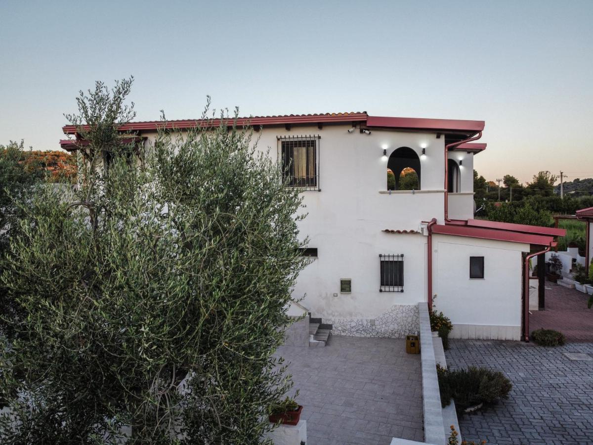 Il Giunco B&B Вьесте Экстерьер фото