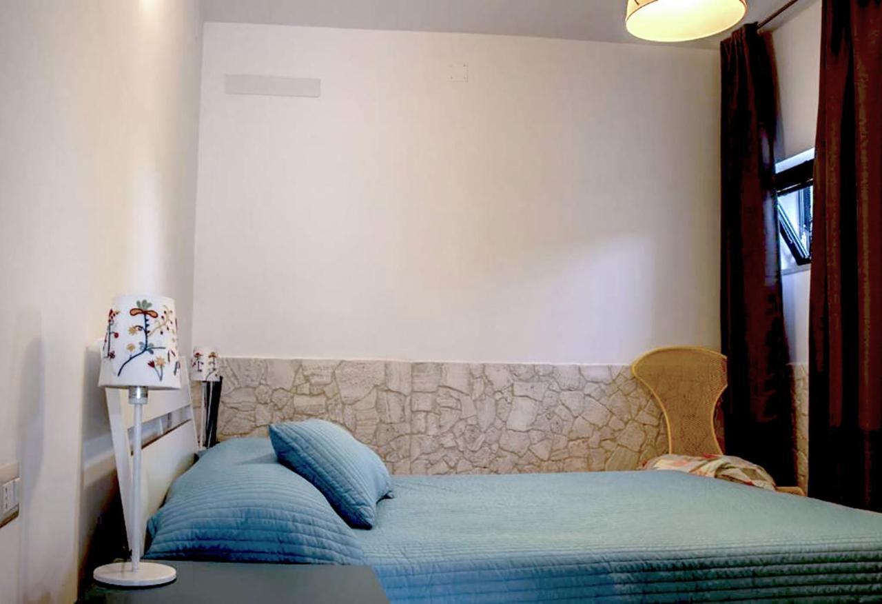 Il Giunco B&B Вьесте Экстерьер фото