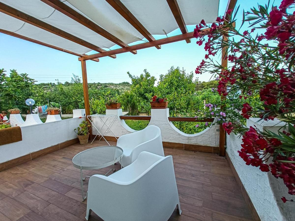 Il Giunco B&B Вьесте Экстерьер фото
